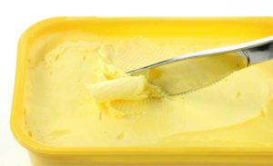 La margarine est une huile végétale raffinée. Source: Creative Communs, CC BY-SA, NY-Photographic