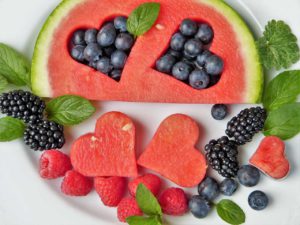 Les fruits contiennent des sucres simples.