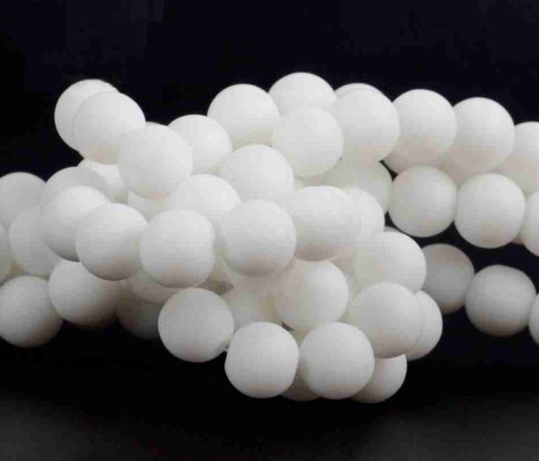 Perles rondes en agate blanche polie 10mm