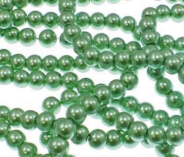 Perles nacrées en verre 4mm vert