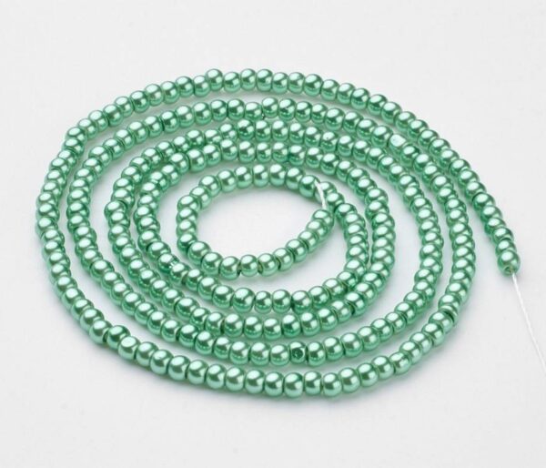 Perles nacrées en verre 3 mm vert pâle