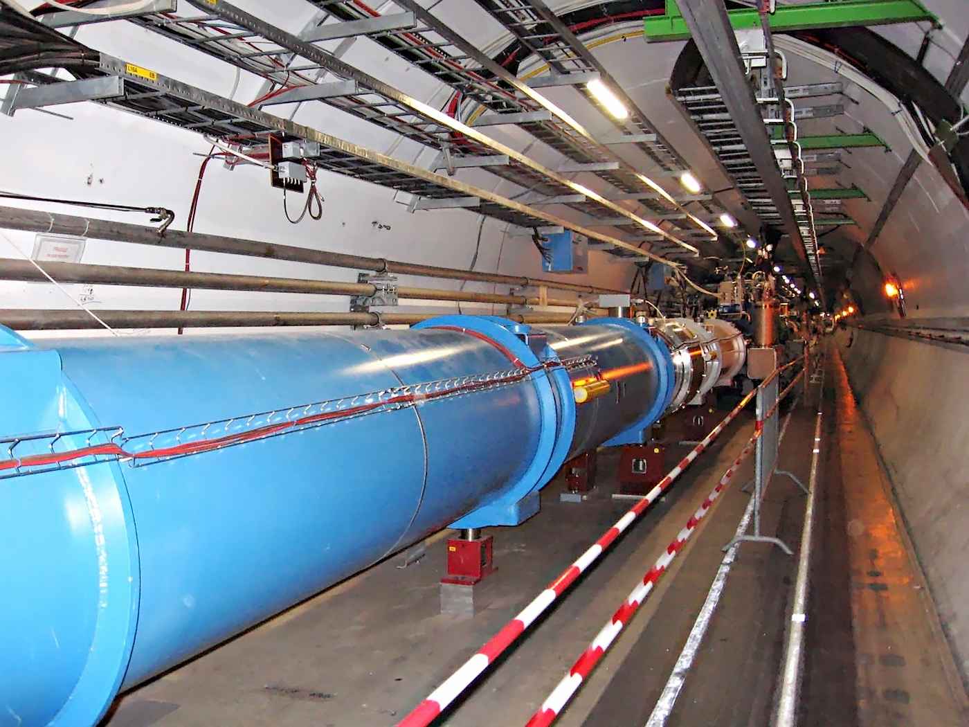 CERN, Tunnel LHC
